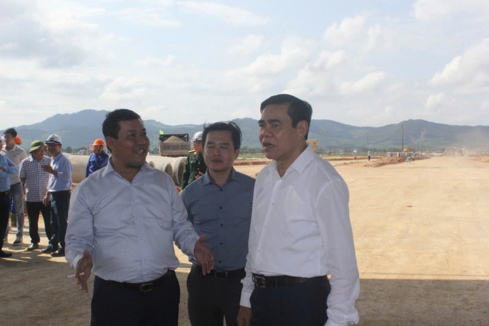 Hàm Nghi Vũng Áng